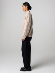 Amy Powney + Finisterre Aran Damen-Strickpullover