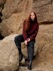Amy Powney + Finisterre Aran Damen-Strickpullover