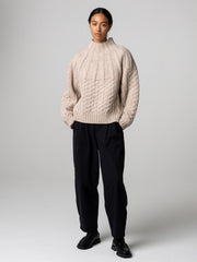 Amy Powney + Finisterre Aran Damen-Strickpullover